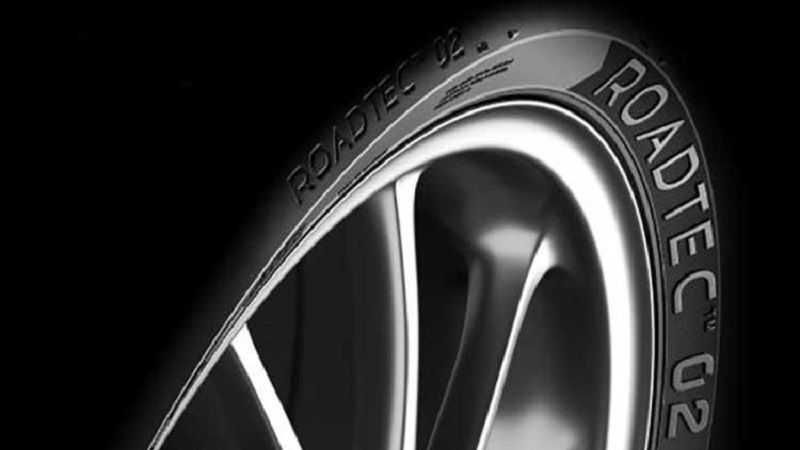 Metzeler анонсировала новинку Roadtec 02