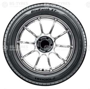 Yokohama BluEarth-XT AE61 235/55 R17 103W